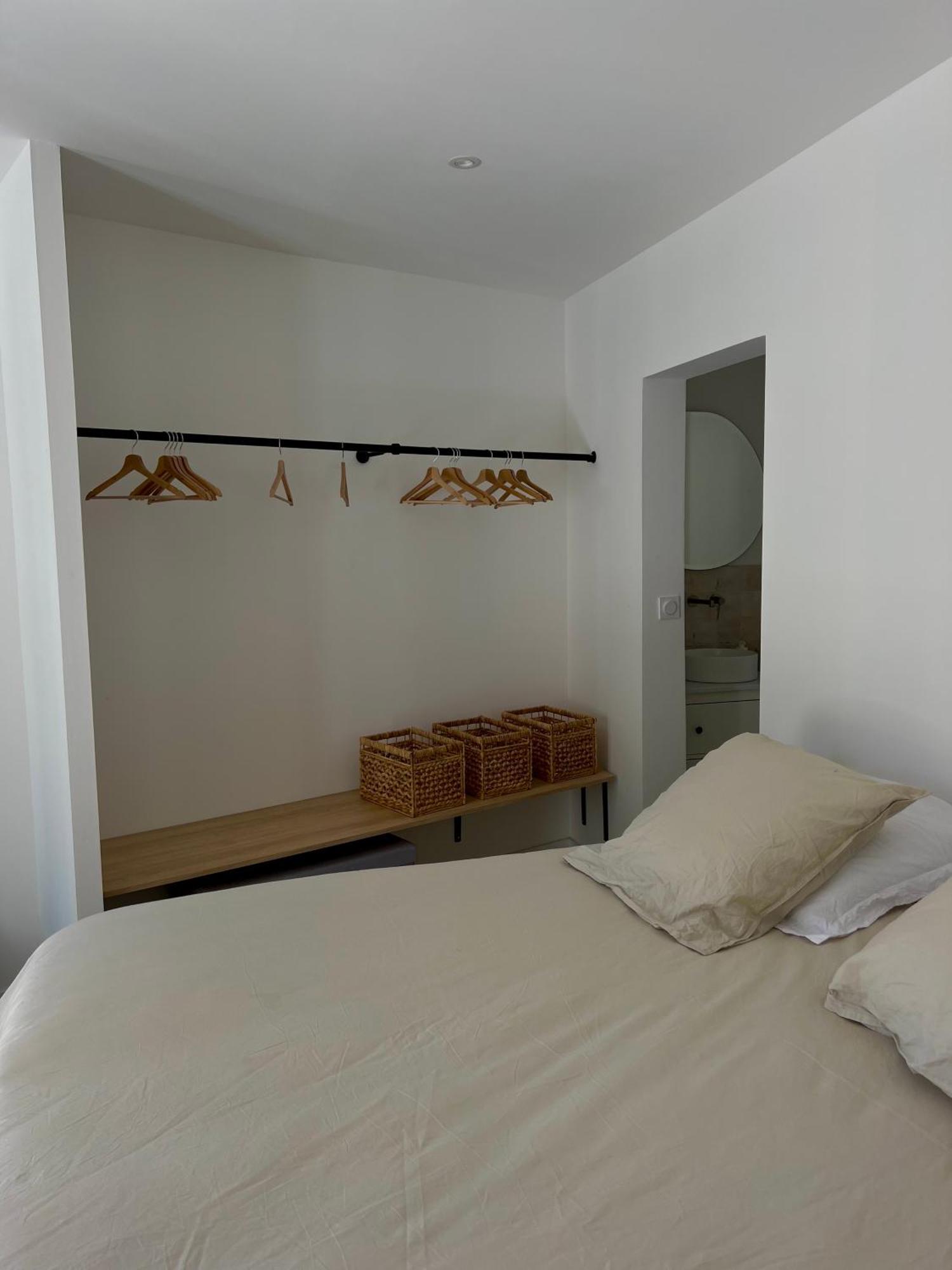 Casa Andrea Appartement Tout A Pied Avec Grand Jardin サナリー・シュル・メール エクステリア 写真